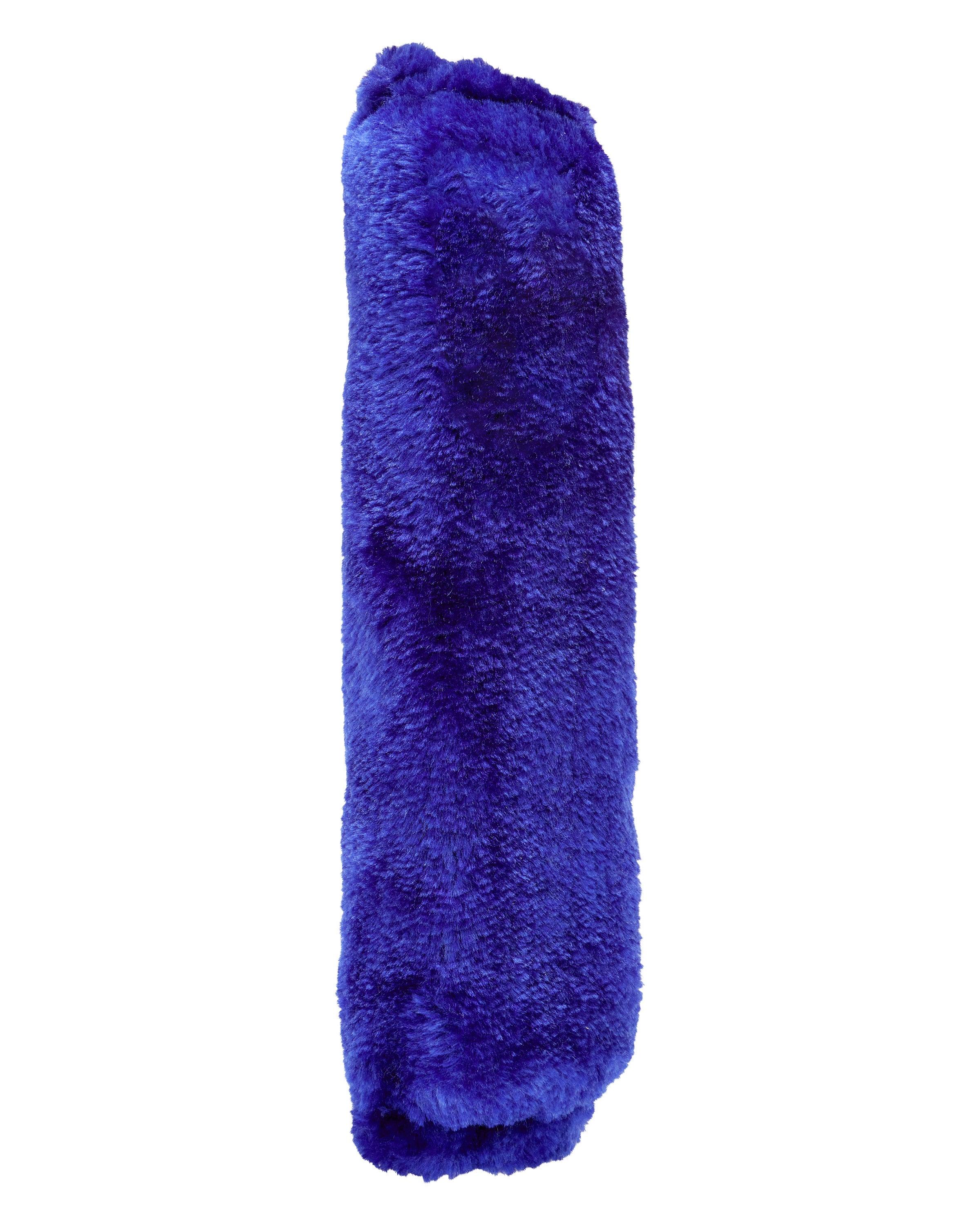 Fleece Shadow Roll - Blue or Red - Image 2