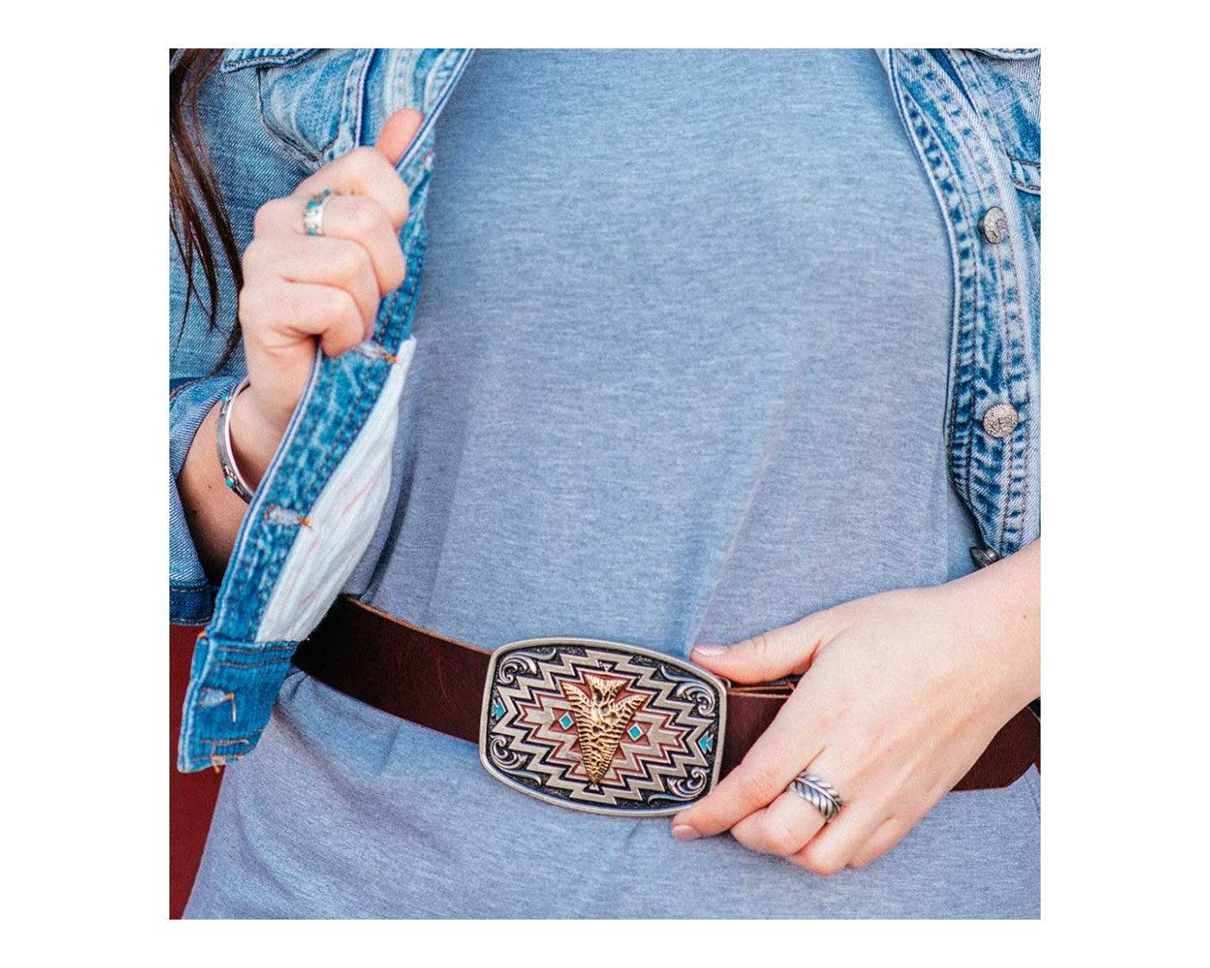 Montana Silversmiths Radiating Center of it All Arrow Belt Buckle - Image 2